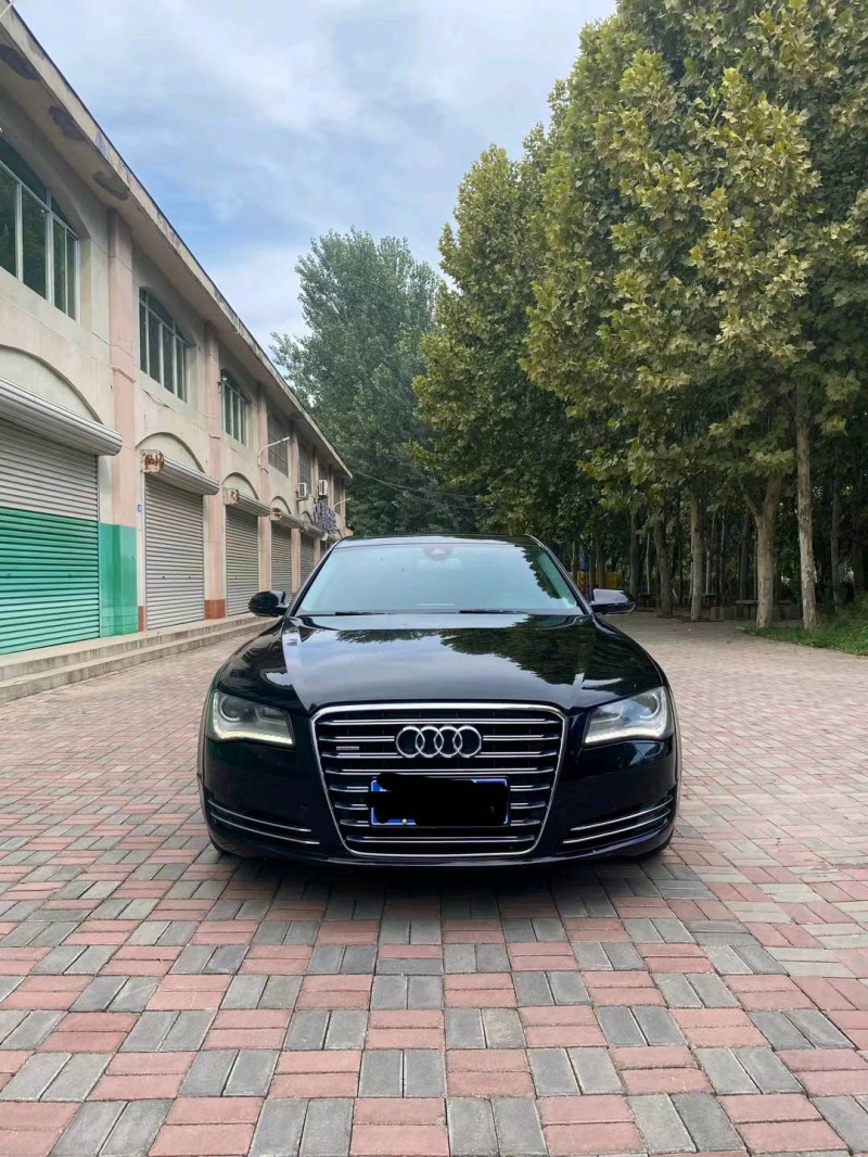 邯郸11年奥迪A8L1