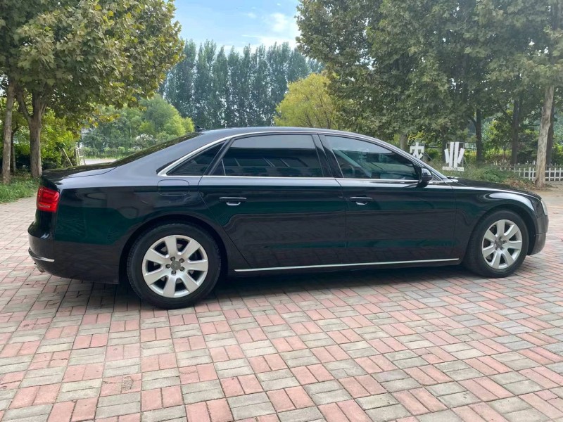 邯郸11年奥迪A8L4