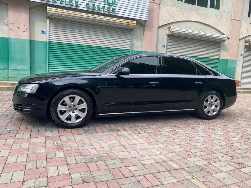 邯郸11年奥迪A8L9