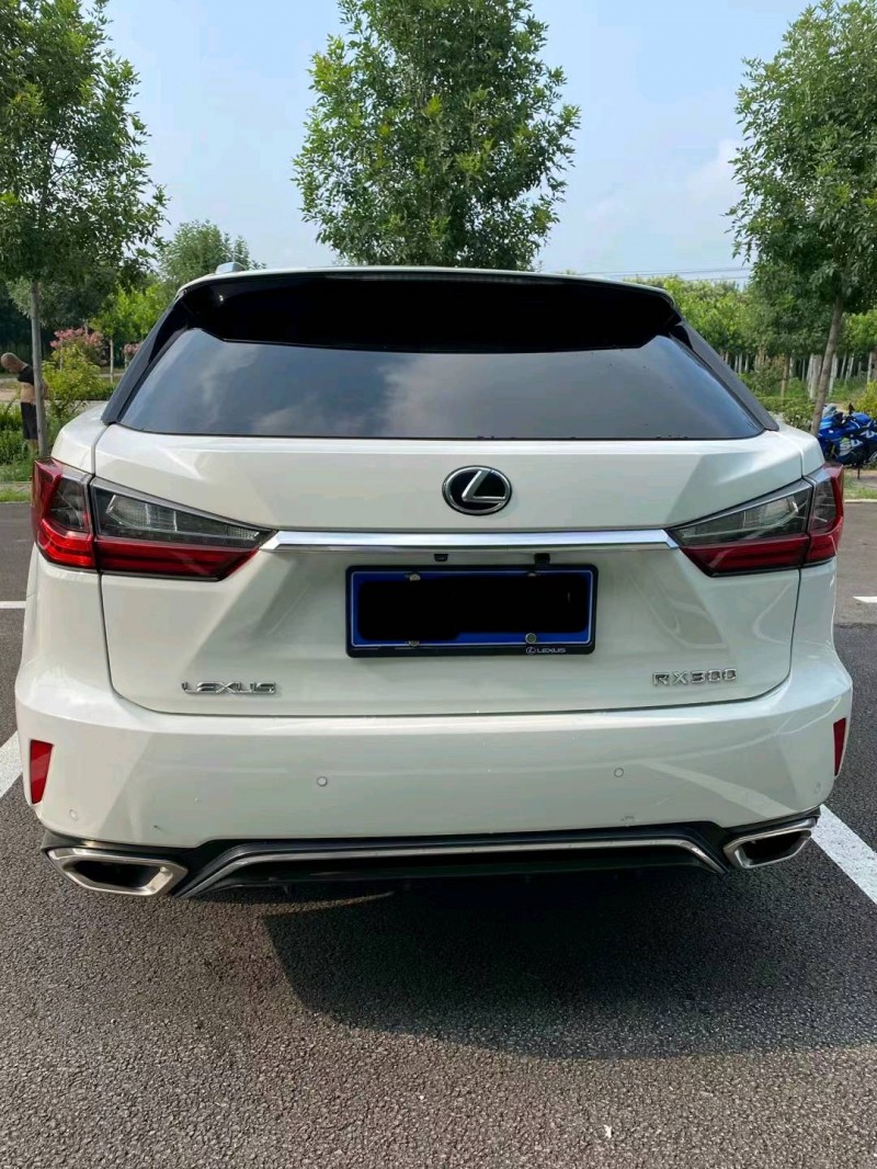 邯郸18年雷克萨斯RX2