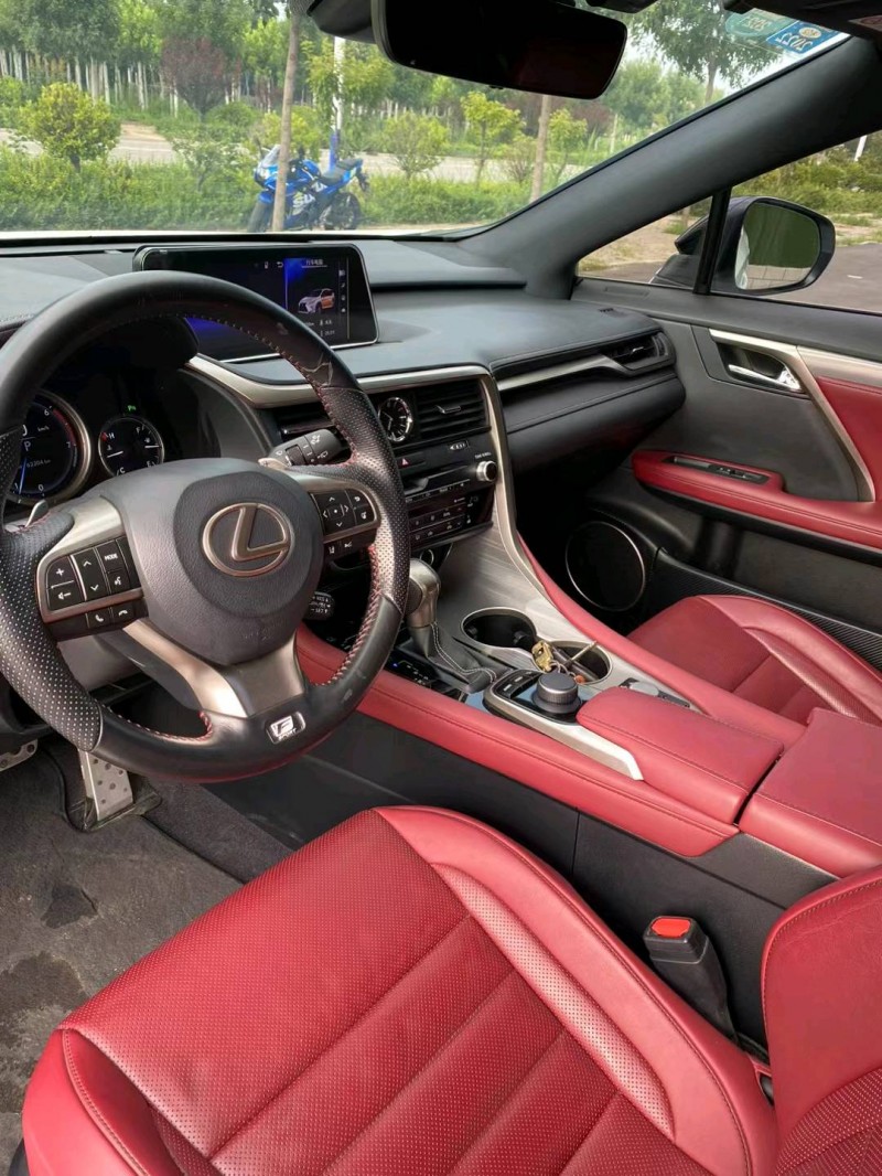 邯郸18年雷克萨斯RX8