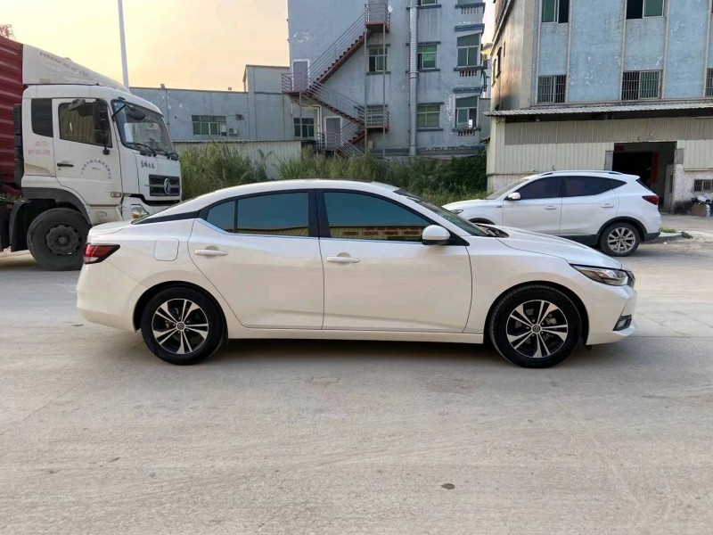 东莞20年日产轩逸8