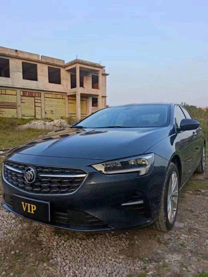 安顺22年别克君威7