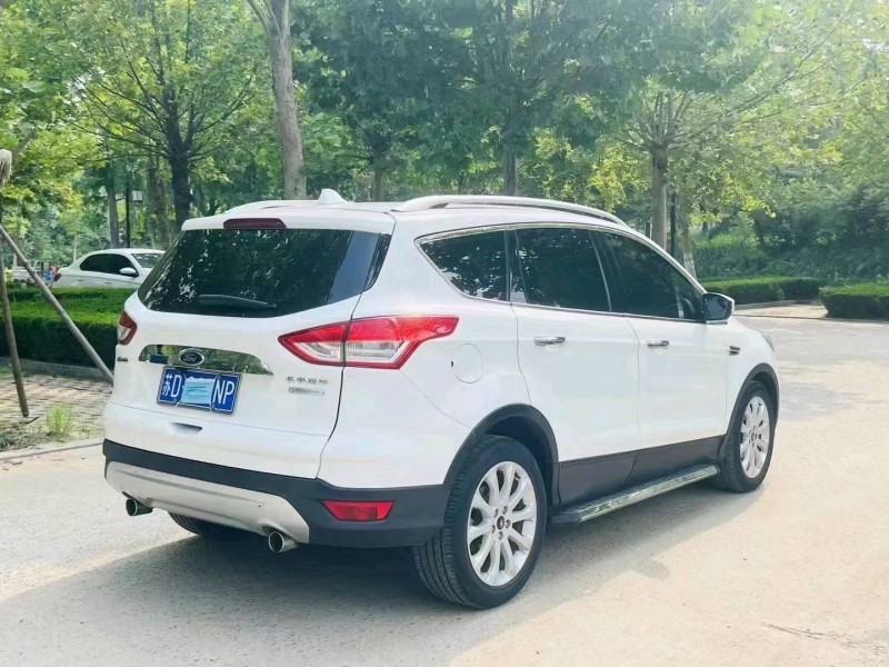 北京16年福特翼虎7