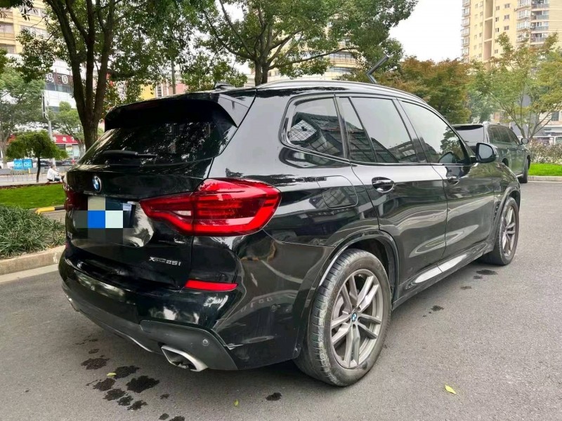 嘉興19年寶馬X34