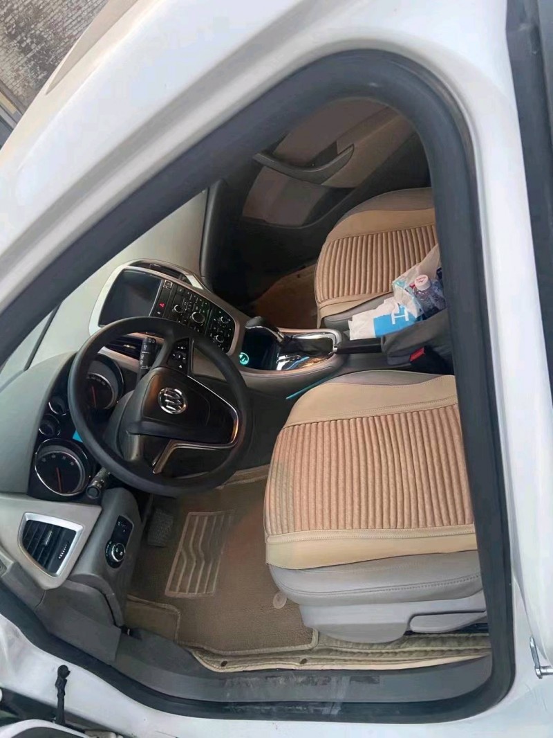 北京13年别克英朗5