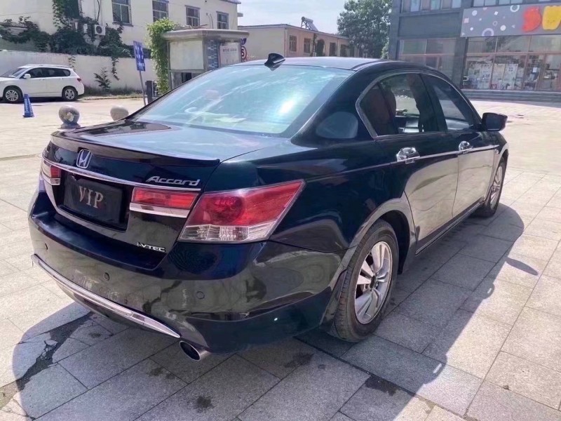 北京12年本田雅阁5