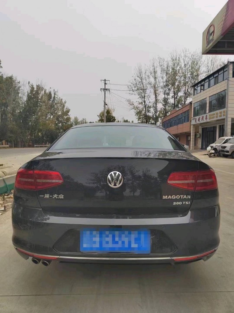 北京17年大众迈腾3