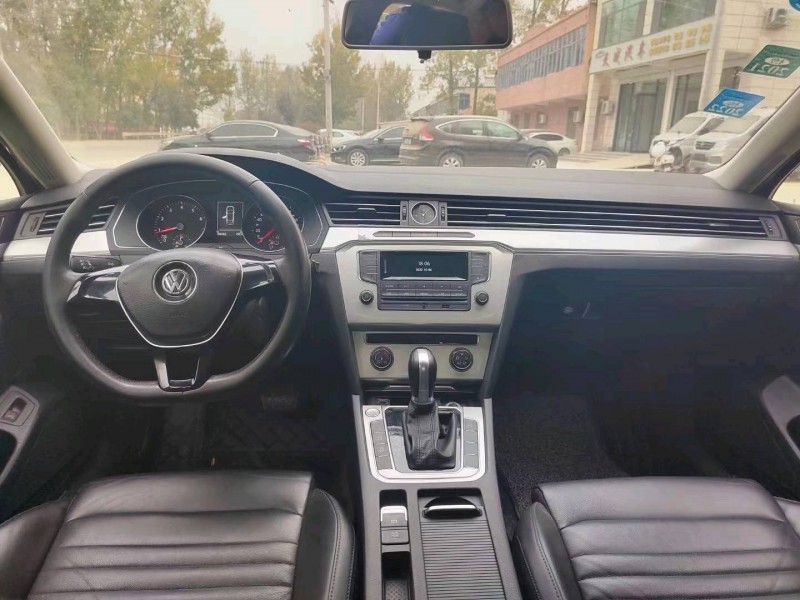 北京17年大众迈腾4