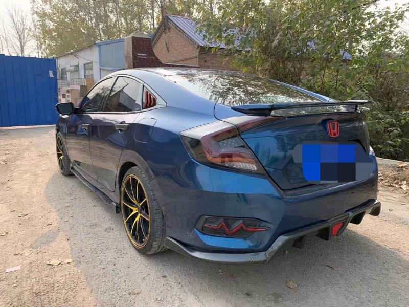 北京18年本田思域3