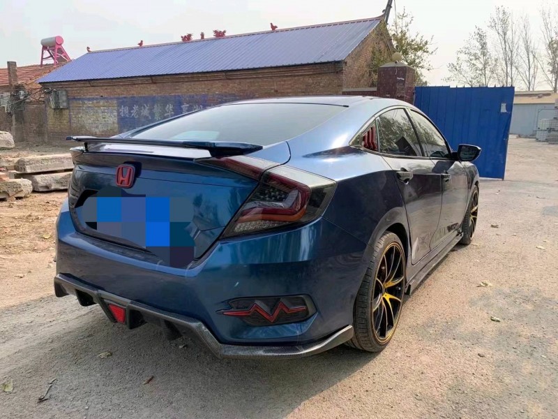 北京18年本田思域2