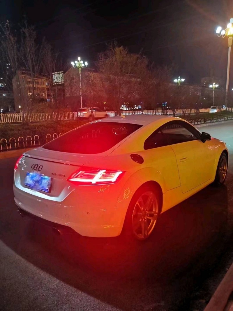 北京16年奥迪TT3