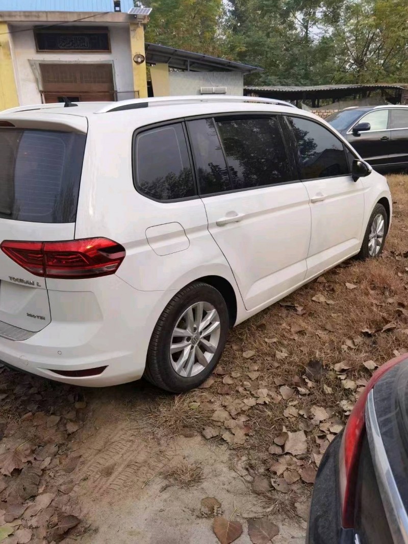 北京18年大众途安2