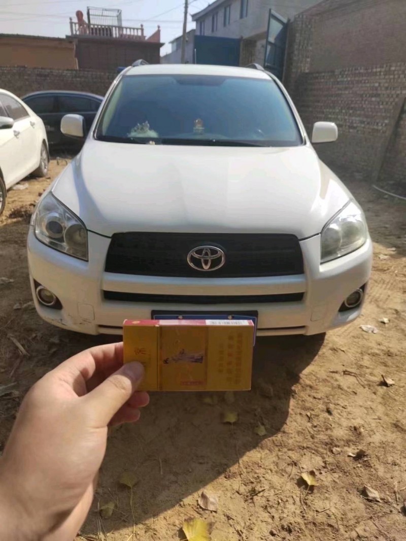 北京12年丰田RAV41