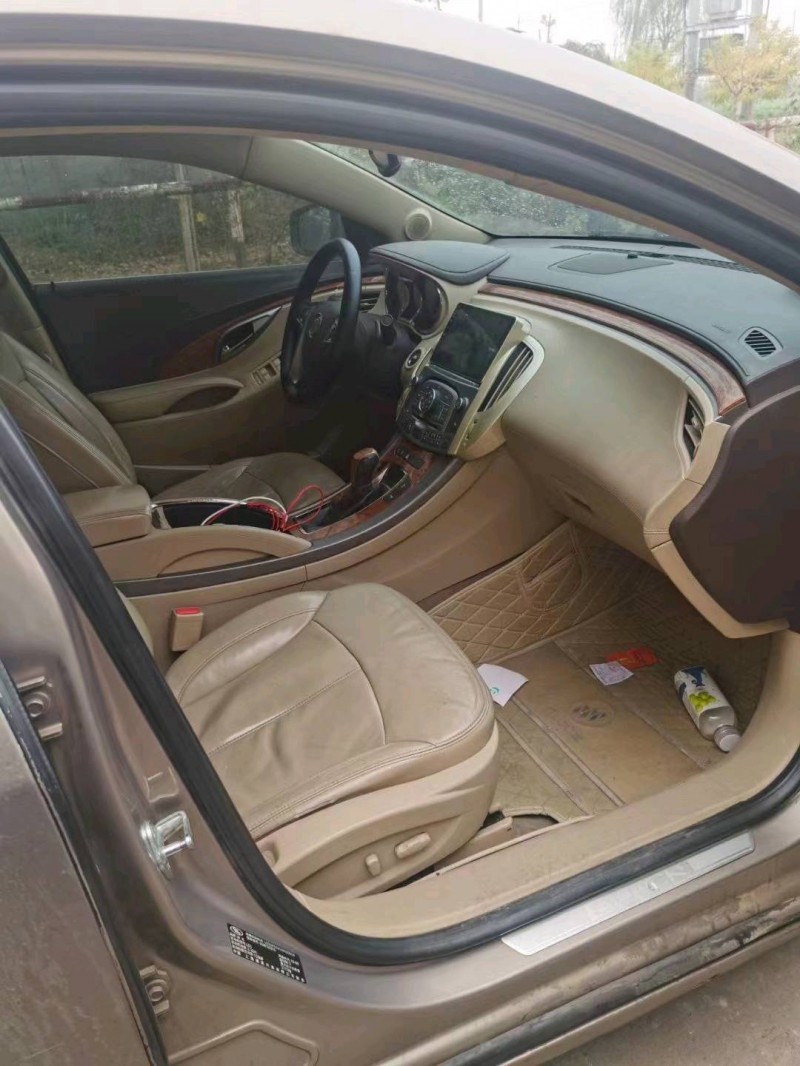 北京10年别克君越4