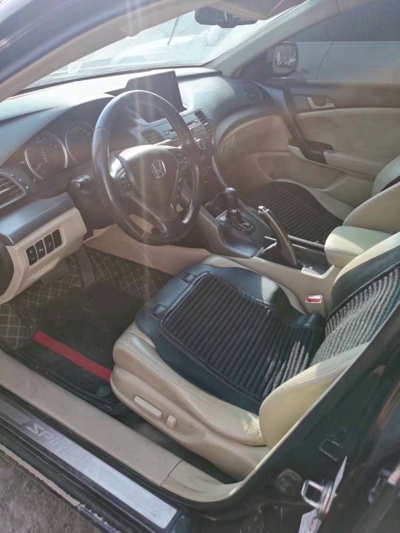 北京10年本田思铂睿4