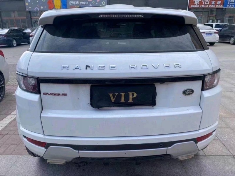 北京14年路虎极光8