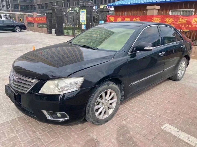 北京10年丰田凯美瑞8