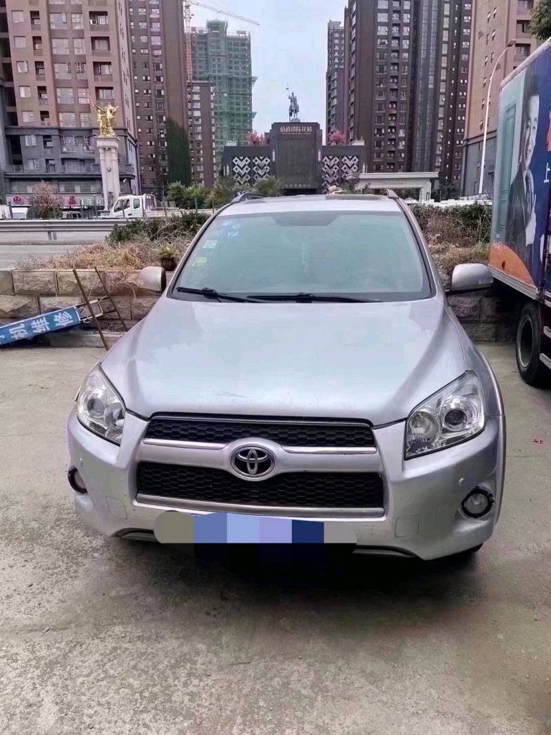 北京12年丰田RAV41