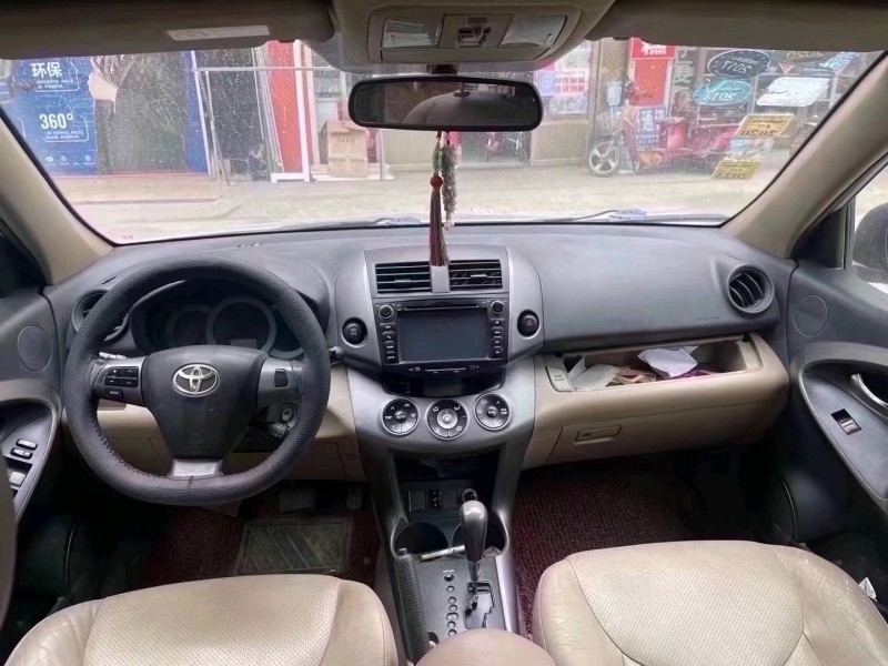 北京12年丰田RAV45