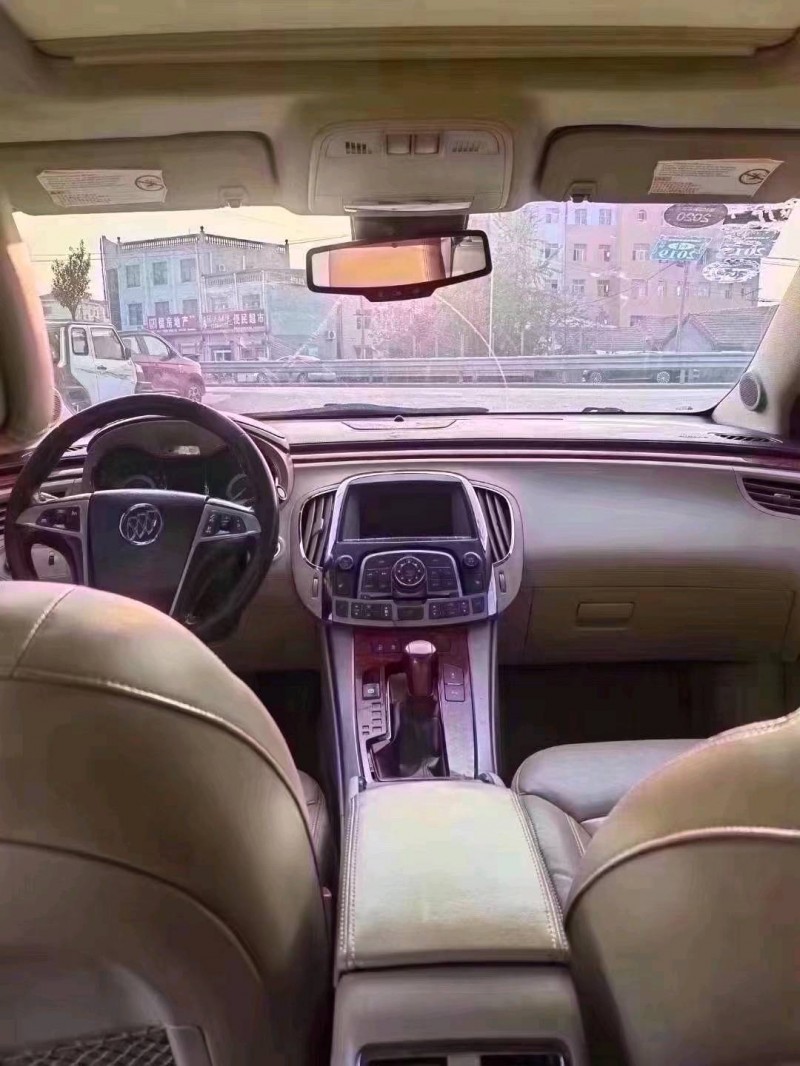 北京15年别克君越4