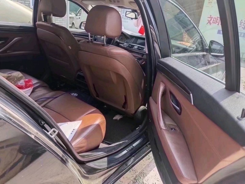 北京14年宝马5系8