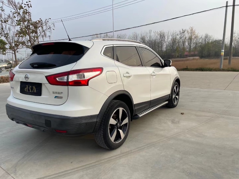 徐州17年日产逍客8