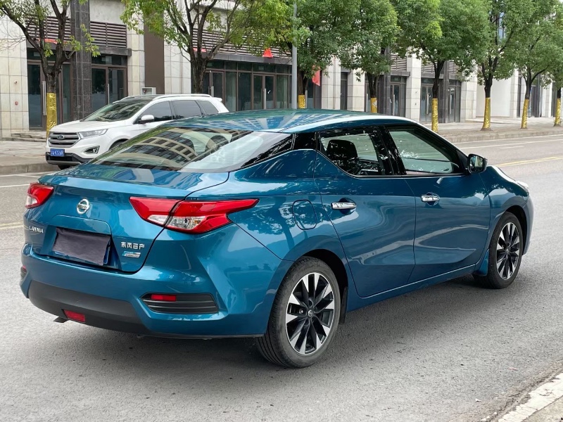 潍坊19年日产蓝鸟3