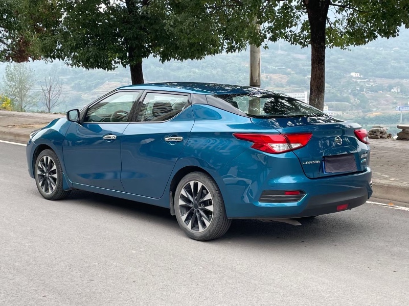 潍坊19年日产蓝鸟5