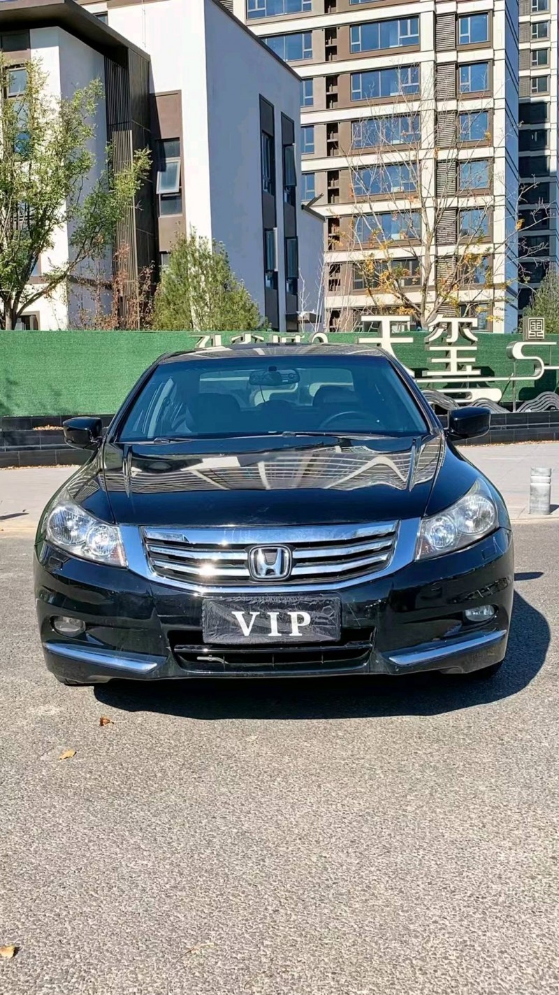 廊坊12年本田雅阁1