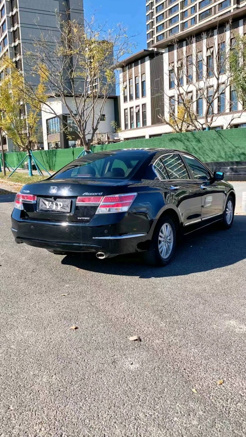 廊坊12年本田雅阁8