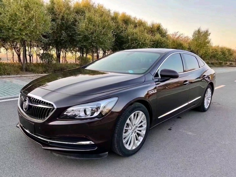 成都17年别克君越2