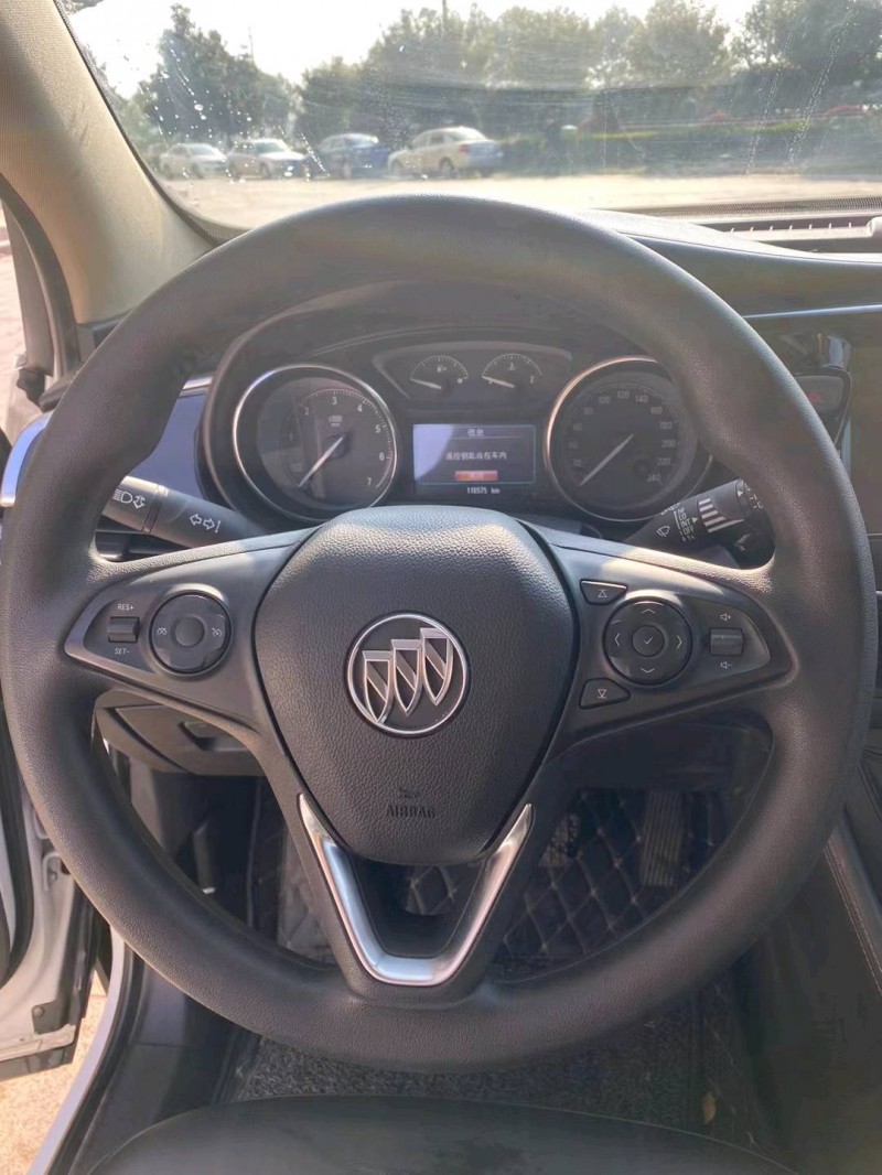 枣庄16年别克昂科威4