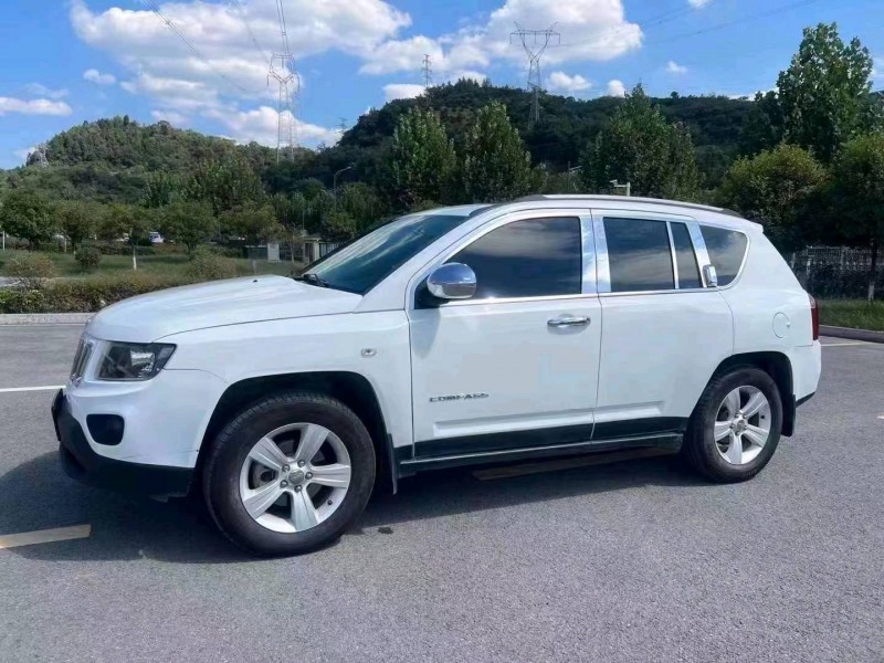 宜昌16年Jeep指南者9