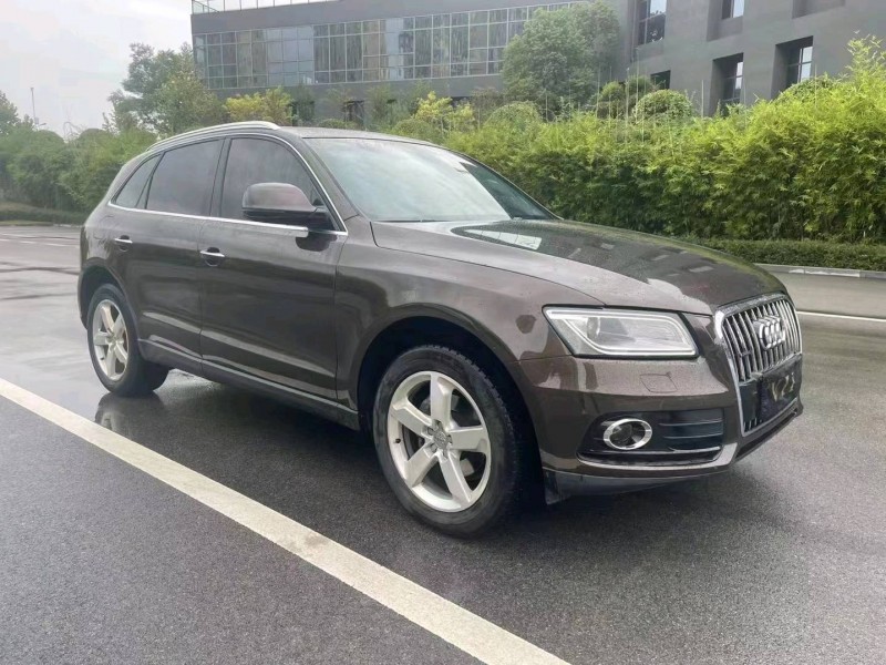 宜昌17年奧迪Q54