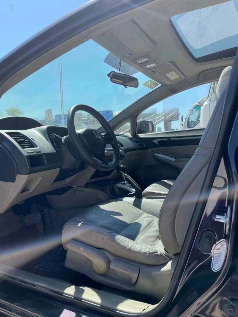 广州11年本田思域5