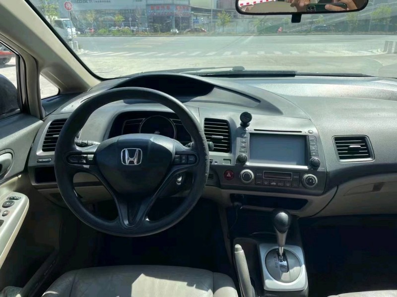 广州11年本田思域3