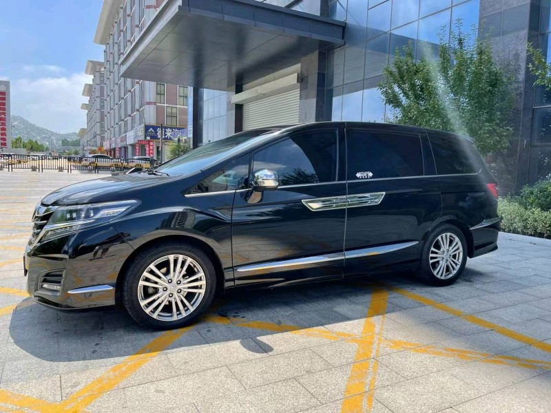 济宁16年本田艾力绅2