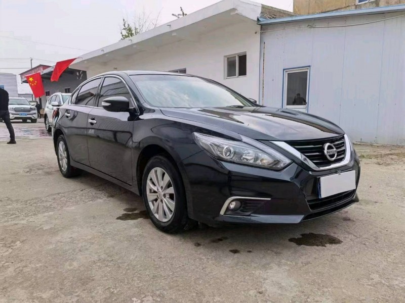 徐州18年日产天籁6