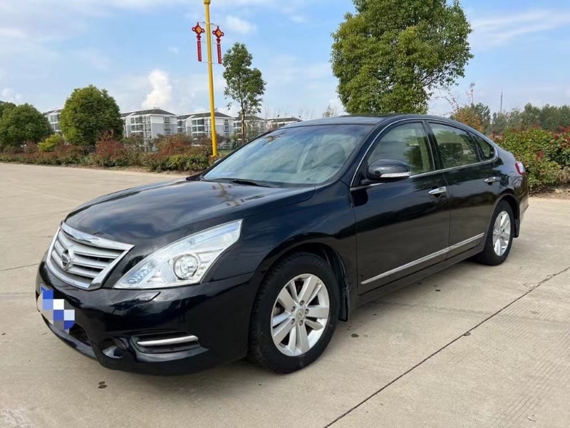 盐城11年日产天籁5