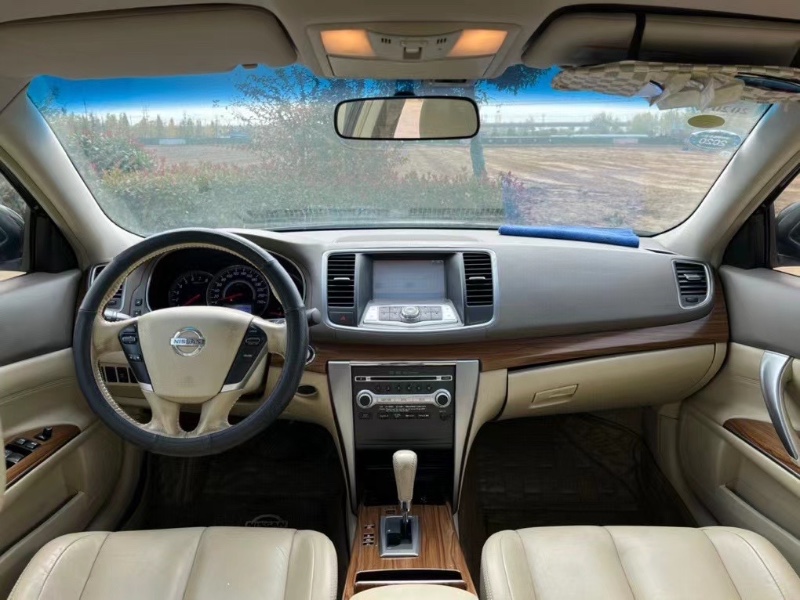 盐城11年日产天籁7