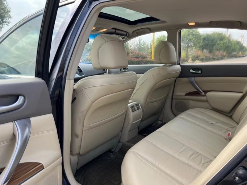 盐城11年日产天籁6