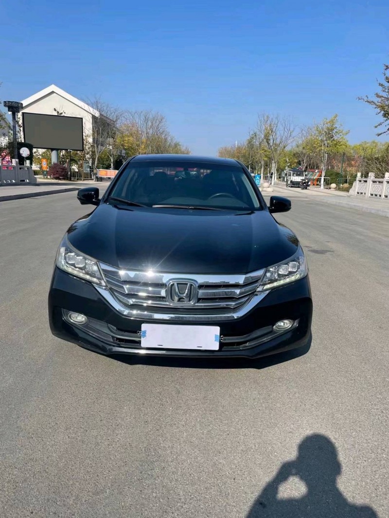广州14年本田雅阁9