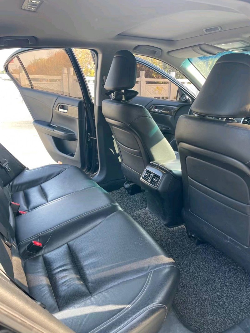 广州14年本田雅阁1