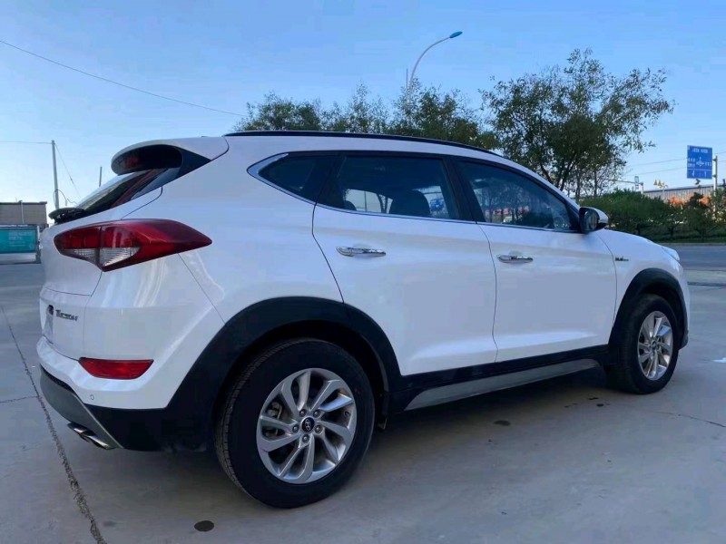 邯郸18年现代途胜7