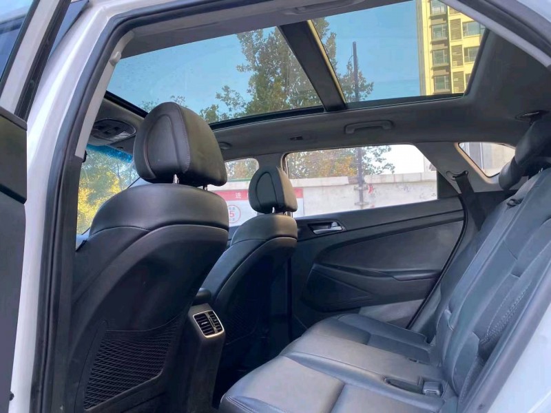 邯郸18年现代途胜6