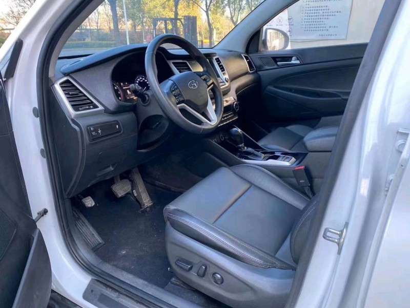 邯郸18年现代途胜5