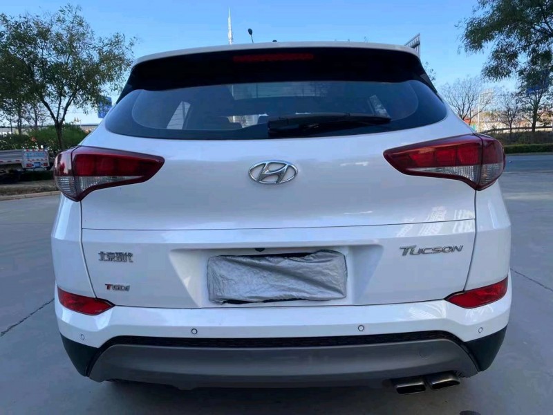 邯郸18年现代途胜1