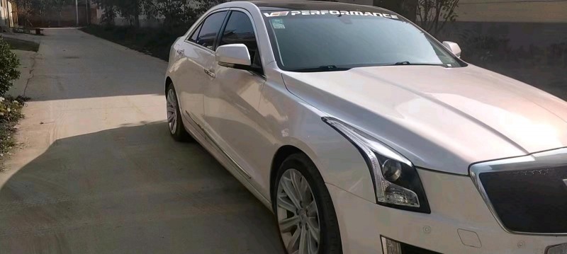咸阳15年凯迪拉克ATS3