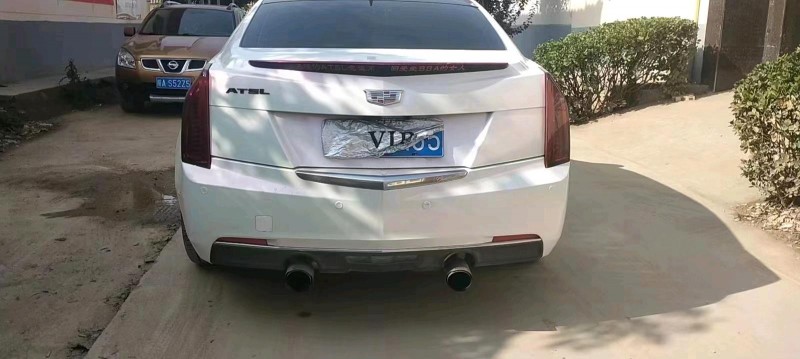 咸阳15年凯迪拉克ATS8